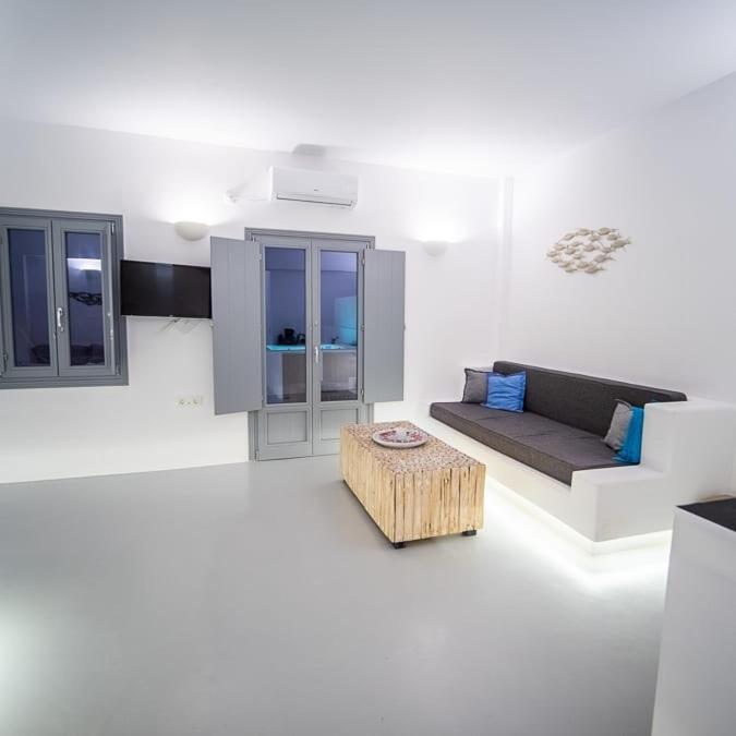 Majestic Sky Luxury Suites Megalochori  Exterior foto
